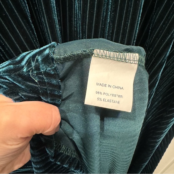 Dark Green Velour Ribbed Ruched Waist Women’s Holiday Dress Size XL - Picture 5 of 6